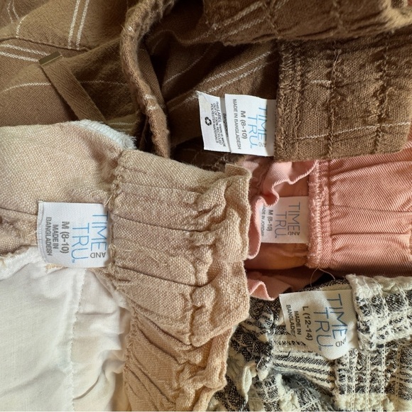 Lot of 4 Stylish Women's Shorts- Pink, Brown, Striped Linen Blend Sizes M and L - Picture 15 of 16